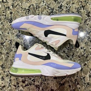 Nike Air React 270